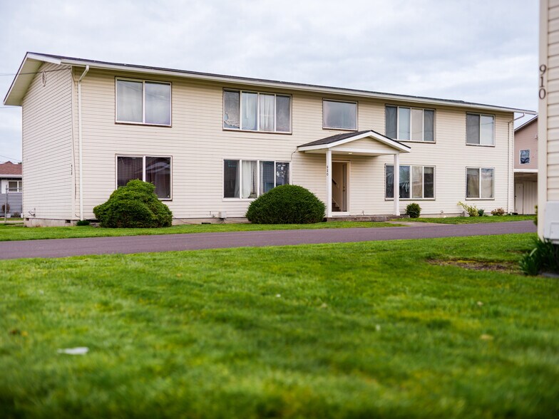 More Photos Of 920 18th Ave SW, Albany Multifamily For Sale