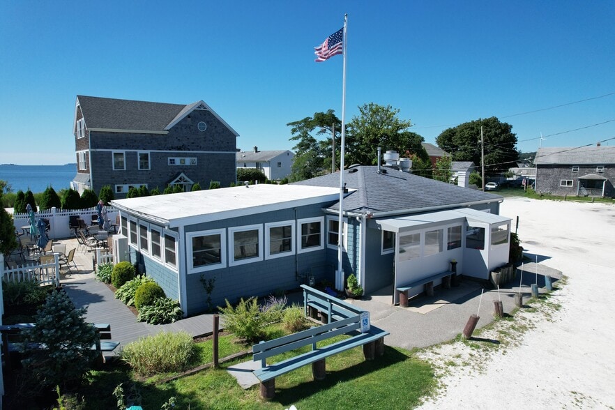 More Photos Of 501 Park Ave, Portsmouth Restaurant For Sale