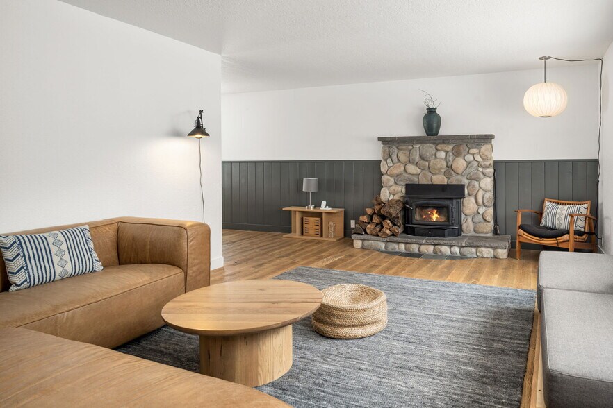 More Photos Of 14255 State Route 88, Hope Valley Hotel For Sale