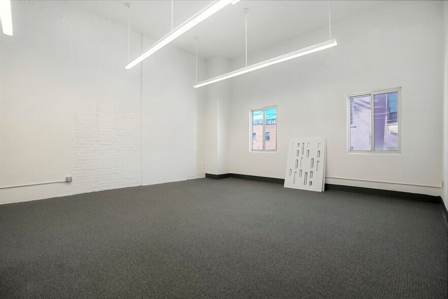 More Photos Of 1115 Broadway, Denver Office For Sale