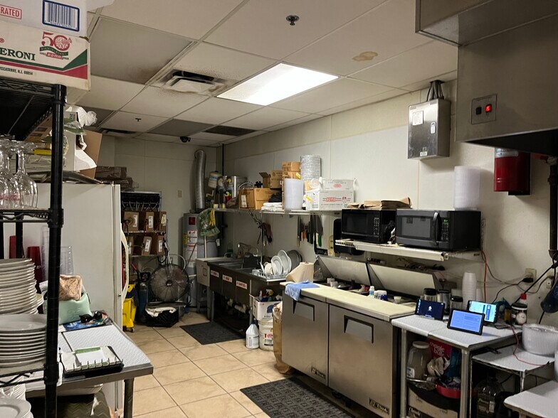 More Photos Of 145 Hilden Rd, Ponte Vedra Storefront For Sale