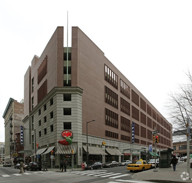 Primary Photo Of 1219 Filbert St, Philadelphia Parking Garage For Lease