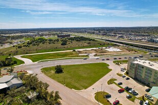 More Photos Of 1325 E New Hope Dr, Cedar Park Storefront For Lease