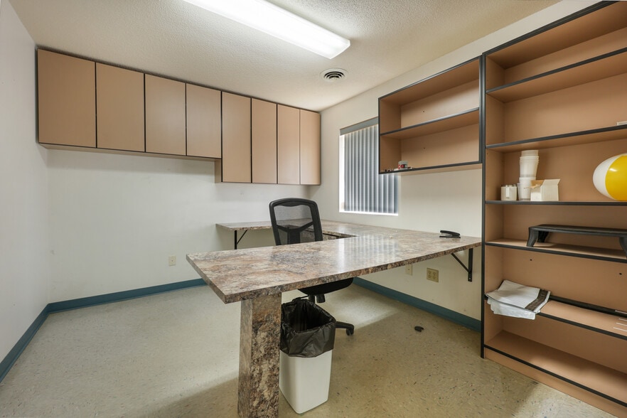 More Photos Of 945 Industrial Dr S, Sauk Rapids Manufacturing For Sale