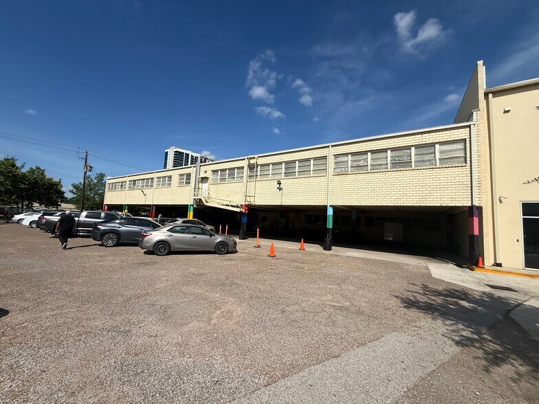 More Photos Of , Houston Office For Sale