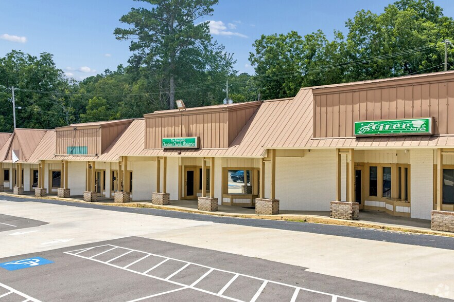 More Photos Of 1200-1248 Center Point Pky, Birmingham Storefront For Sale