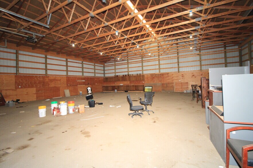 More Photos Of 6008 Highway 2 E, Minot Showroom For Sale