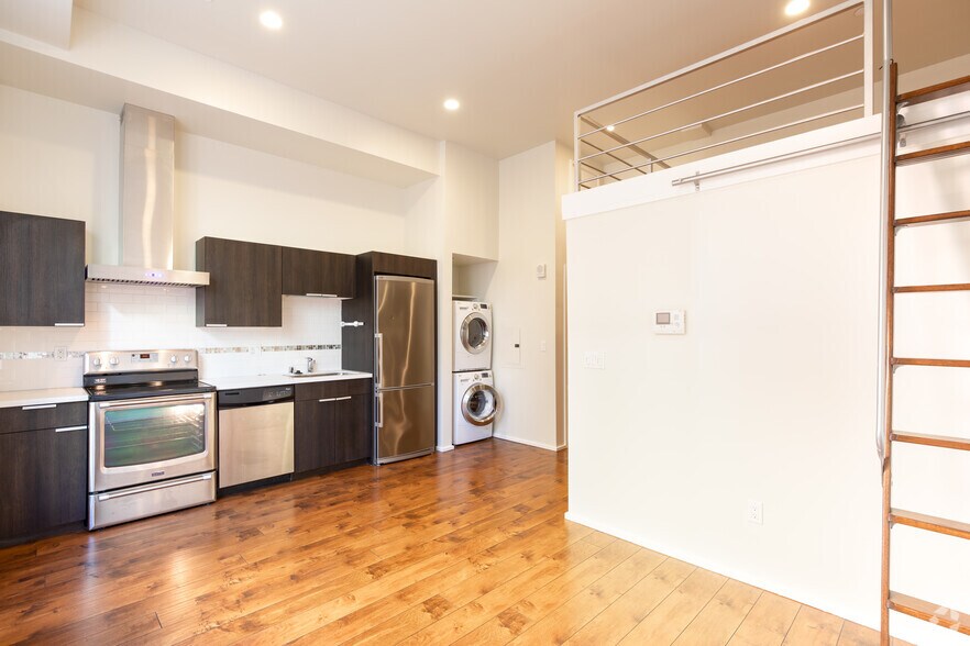 More Photos Of 529 Stevenson St, San Francisco Apartments For Lease