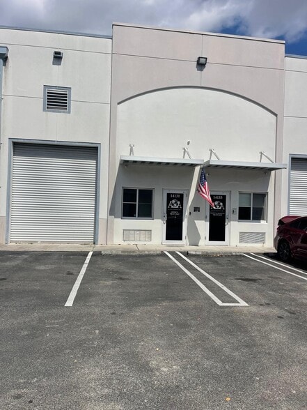 More Photos Of 14141-14157 SW 119th Ave, Miami Light Distribution For Lease