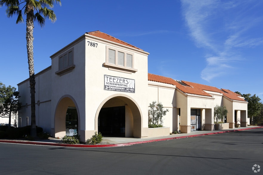 More Photos Of 7891 Mission Grove Pky, Riverside Unknown For Lease