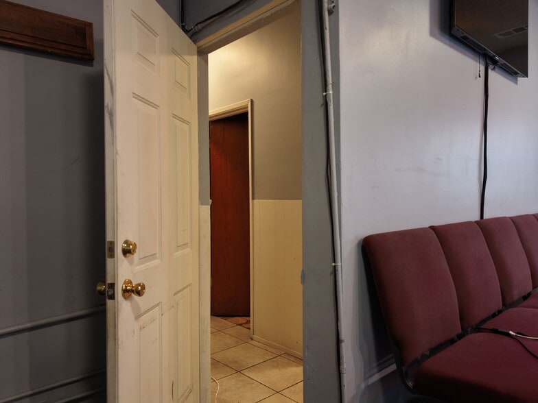 More Photos Of 1327 E Mauretania St, Wilmington Religious Facility For Sale