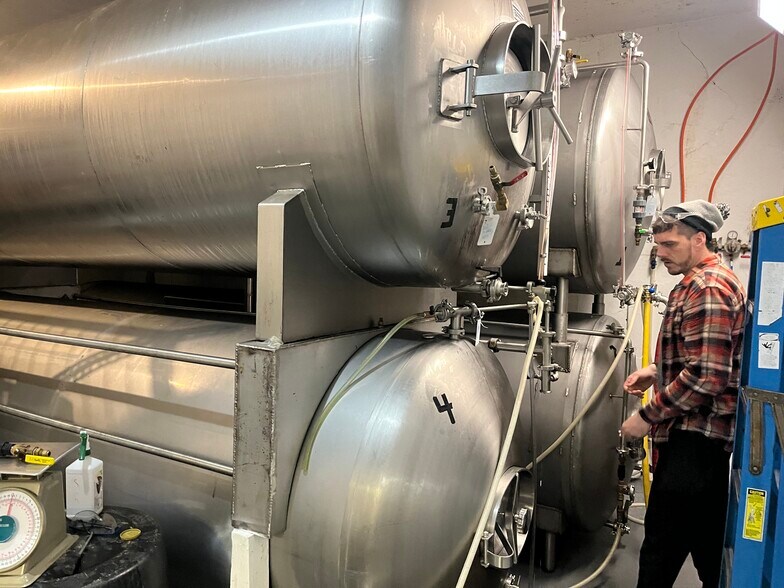 More Photos Of 320 Pierce St, Black River Falls Industrial For Sale