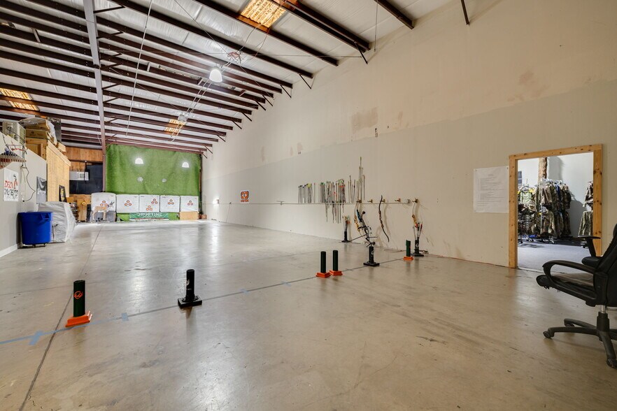More Photos Of 9914 State Road 52, Hudson Warehouse For Sale