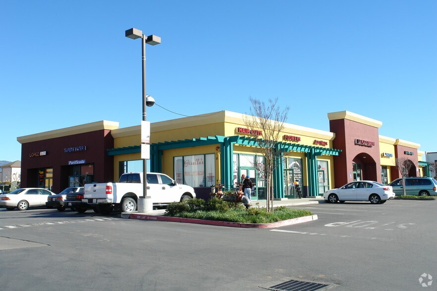 More Photos Of 636 Williams Rd, Salinas Restaurant For Lease