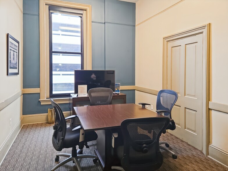 More Photos Of 103-107 W 9th St, Kansas City Coworking Space