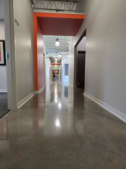 More Photos Of 5486 Airline Dr, Bossier City Office For Sale