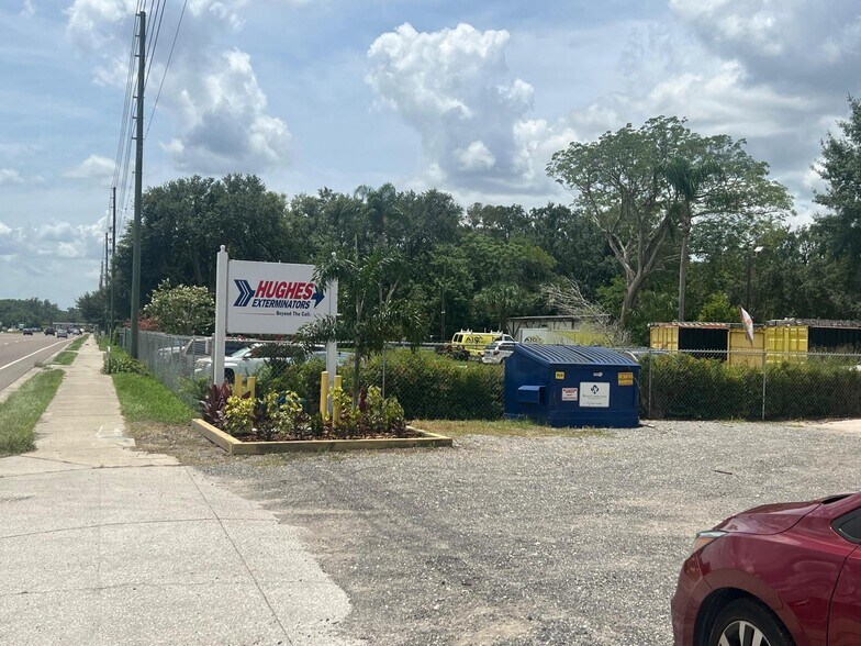 More Photos Of 4623-4625 Land O Lakes Blvd, Land O' Lakes Freestanding For Sale