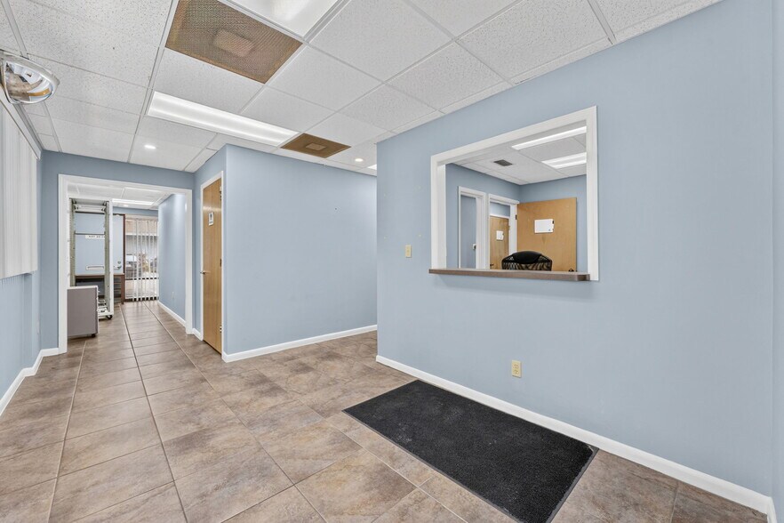 More Photos Of 701 Enterprise Rd E, Safety Harbor Medical For Lease