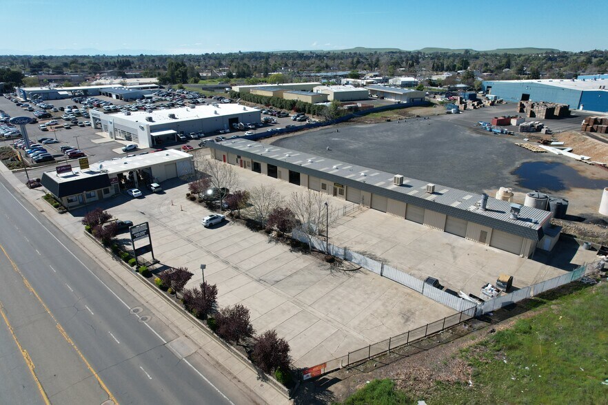 More Photos Of 1450 Oro Dam Blvd E, Oroville Warehouse For Sale