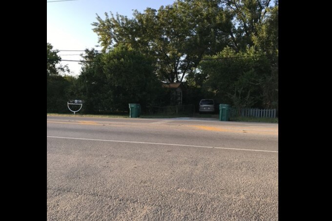 More Photos Of 201 E Powell St, Willis Land For Sale