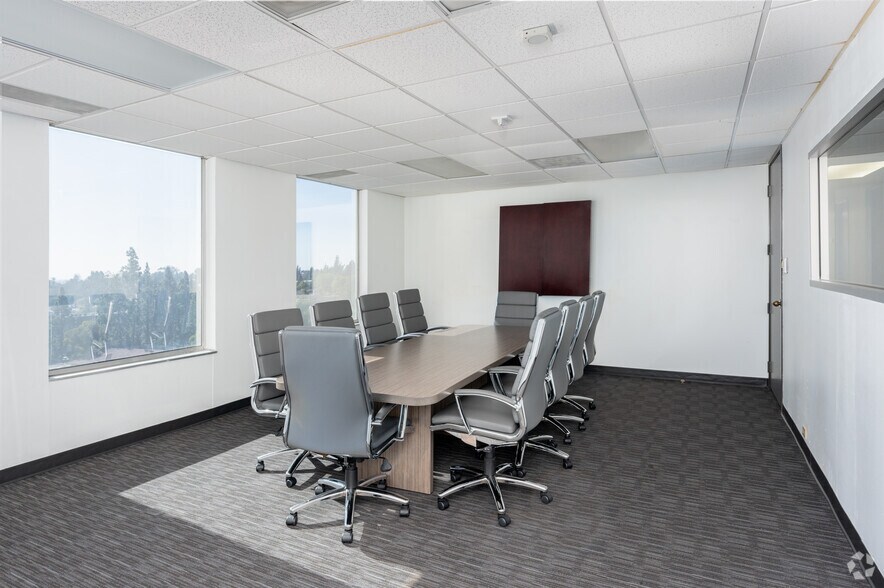 More Photos Of 1440 N Harbor Blvd, Fullerton Office For Lease