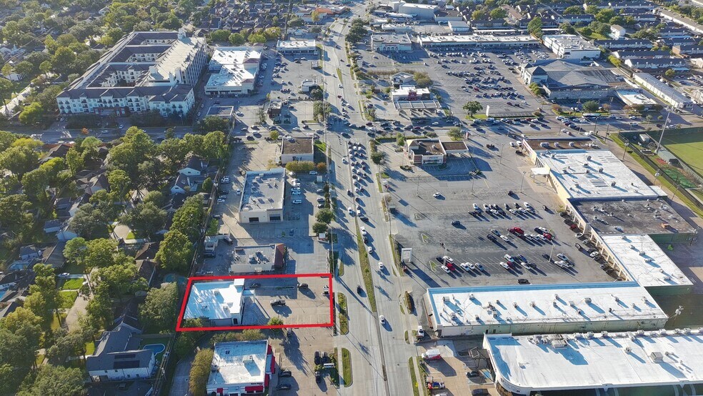 More Photos Of 14545 Memorial Dr, Houston Restaurant For Lease