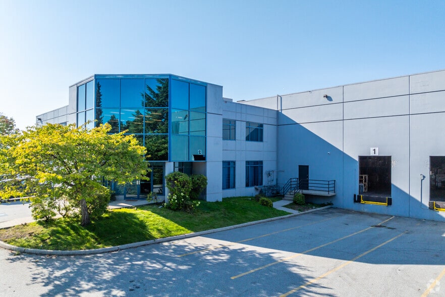 More Photos Of 1519-1531 Derwent Way, Delta Warehouse For Lease