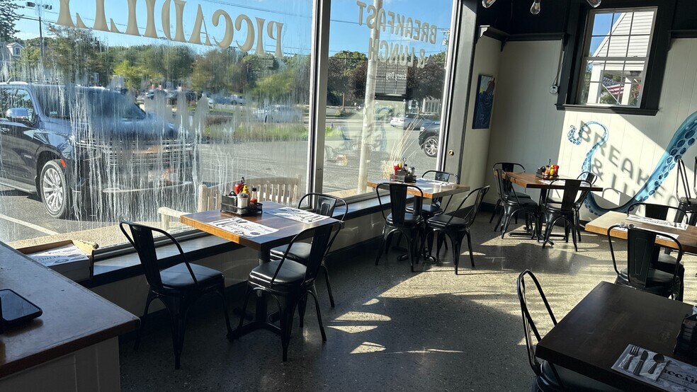 More Photos Of 1105 MA-28 Rt, South Yarmouth Restaurant For Sale