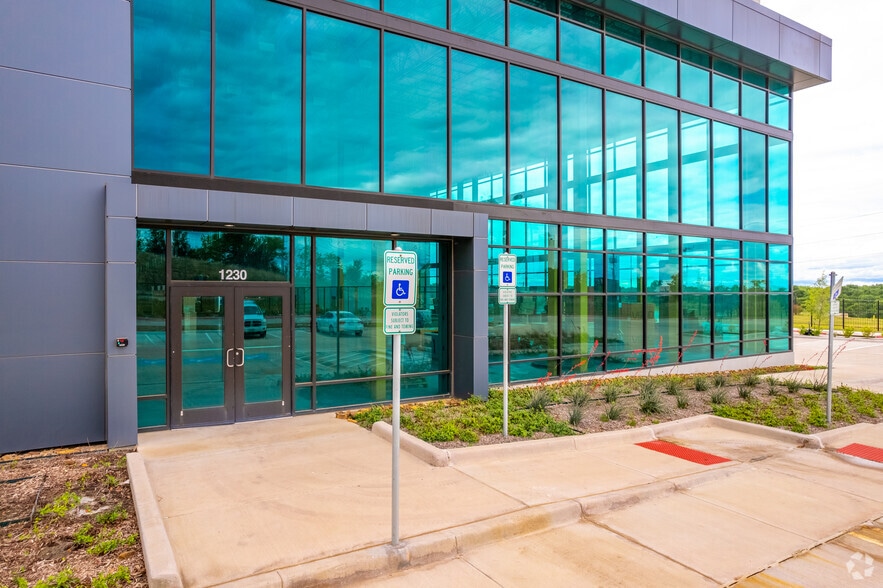 More Photos Of 1230 Highway 114, Roanoke Distribution For Lease