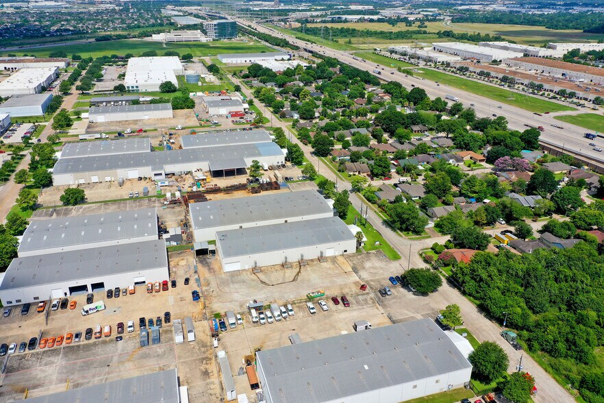 More Photos Of 5119 Hiltonview Rd, Houston Warehouse For Lease