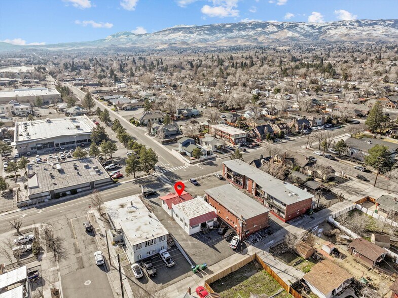 More Photos Of 123 Mt Rose St, Reno General Retail For Sale