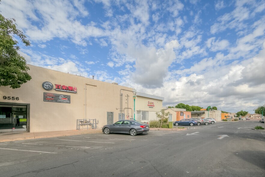 More Photos Of 9560 Las Tunas Dr, Temple City General Retail For Lease