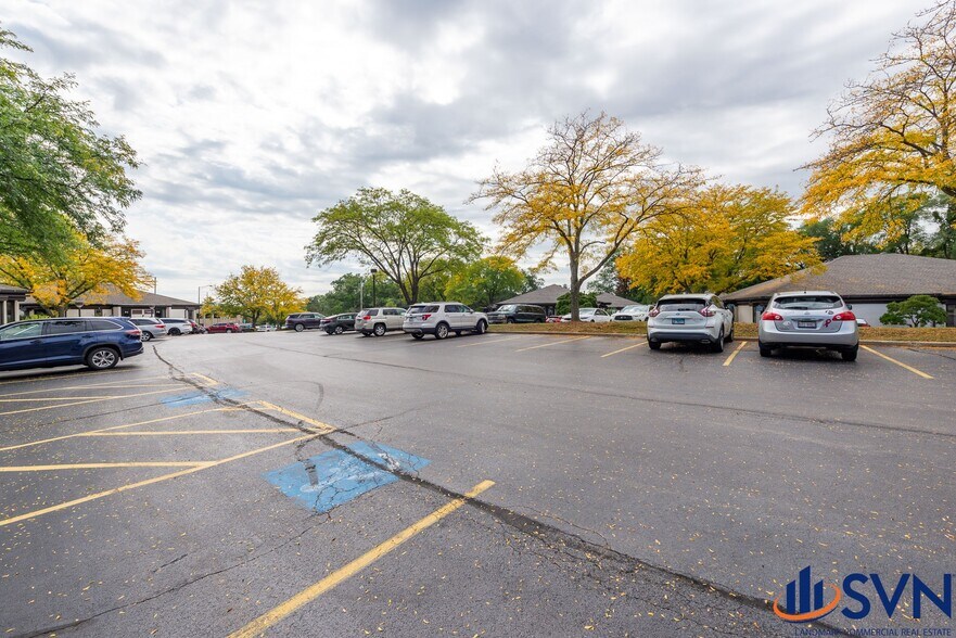 More Photos Of 2210 Dean St, St Charles Medical For Sale