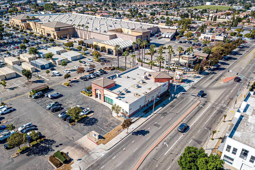 More Photos Of 14460 Merced Ave, Baldwin Park General Retail For Sale