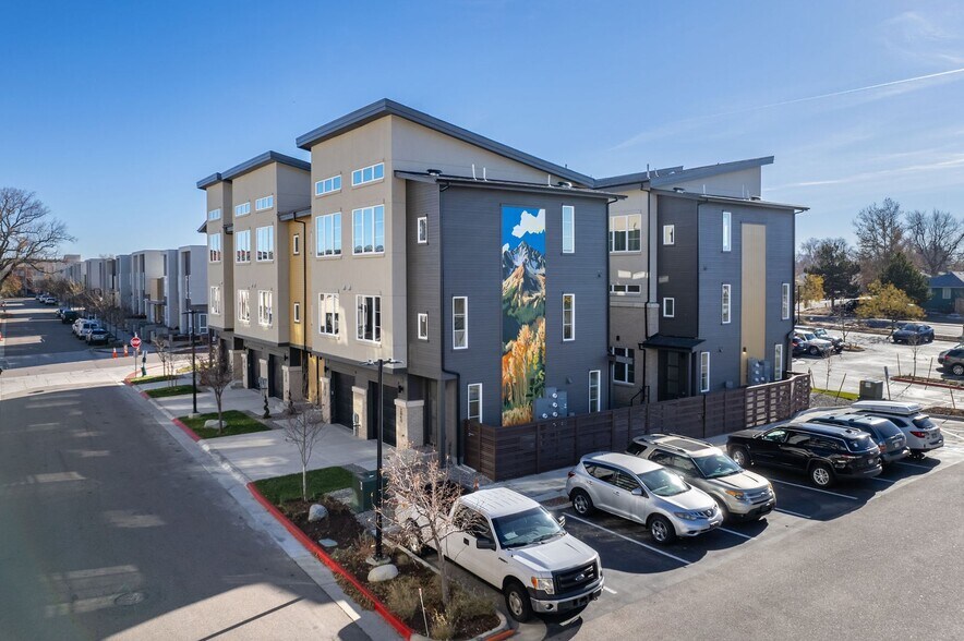 More Photos Of 2900 W Parkside Pl, Denver Apartments For Sale