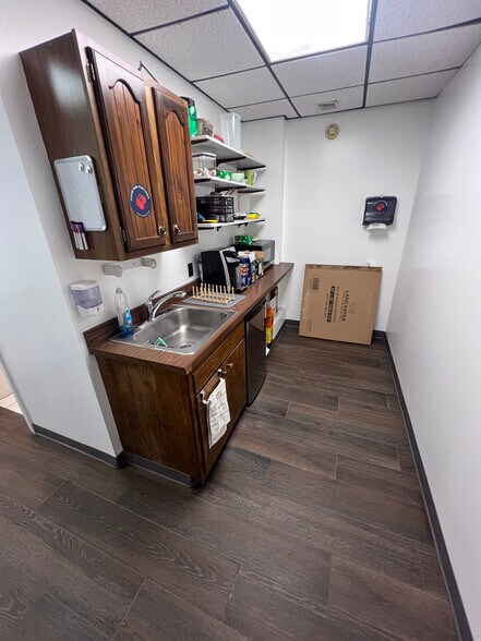 More Photos Of 205 E Joppa Rd, Towson Apartments For Sale