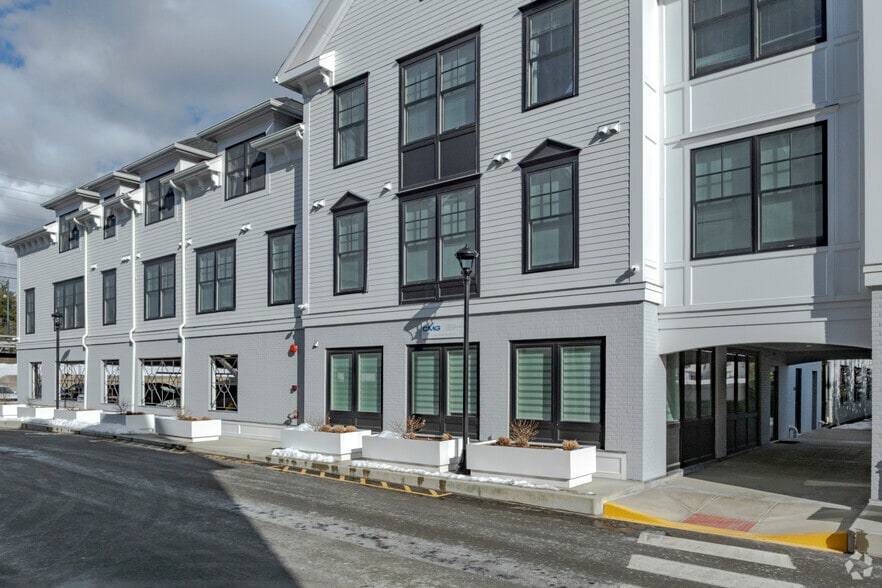 More Photos Of 127 Broad St, Milford Office Residential For Lease