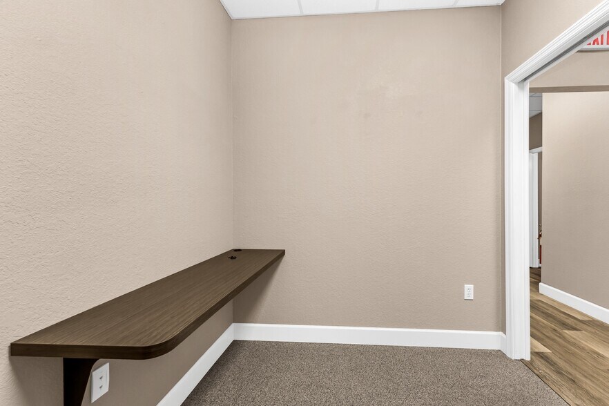 More Photos Of 425 Cross St, Punta Gorda Loft Creative Space For Lease