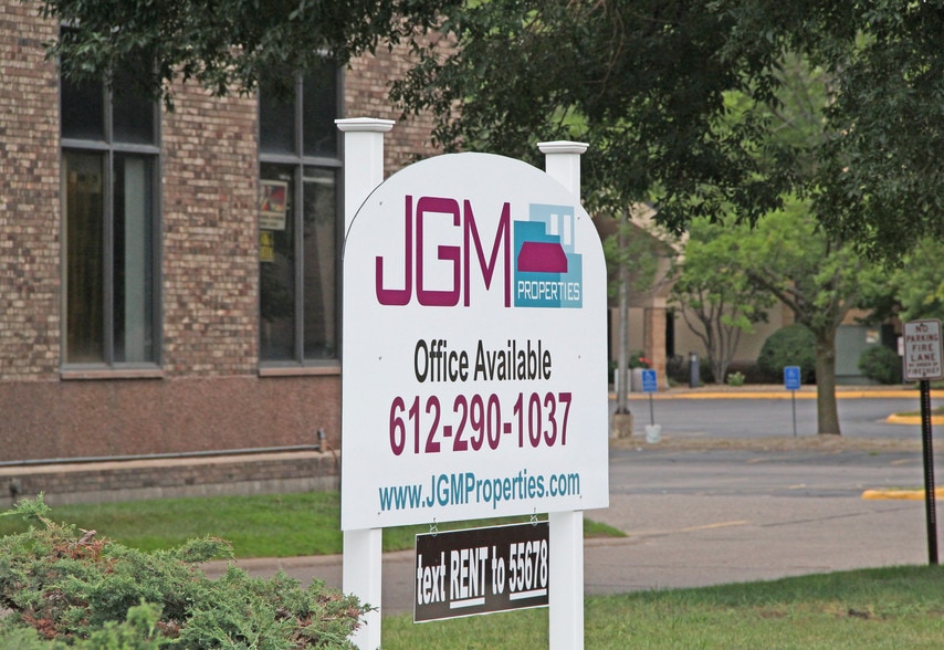 More Photos Of 5901 Brooklyn Blvd, Minneapolis Office For Lease