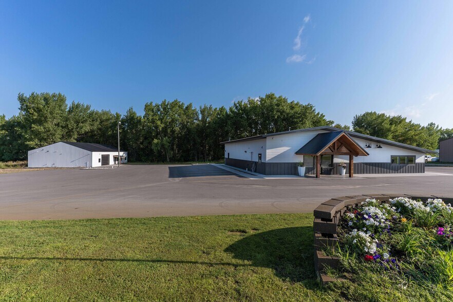 More Photos Of 3327 E Fir Ave, Fergus Falls Industrial For Sale