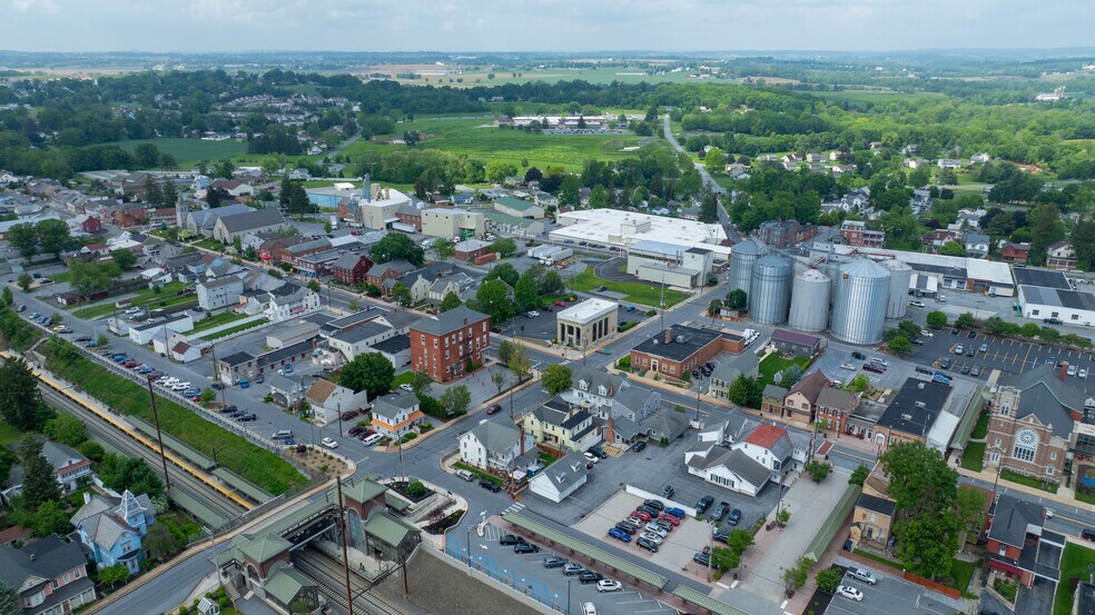 More Photos Of 1-7 W Main St, Mount Joy Bank For Sale