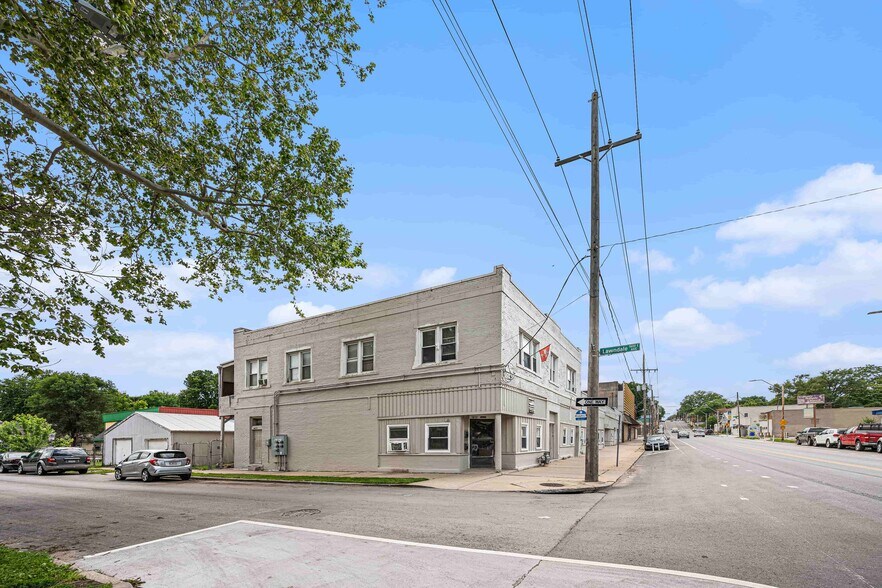 More Photos Of , Kansas City Multifamily For Sale