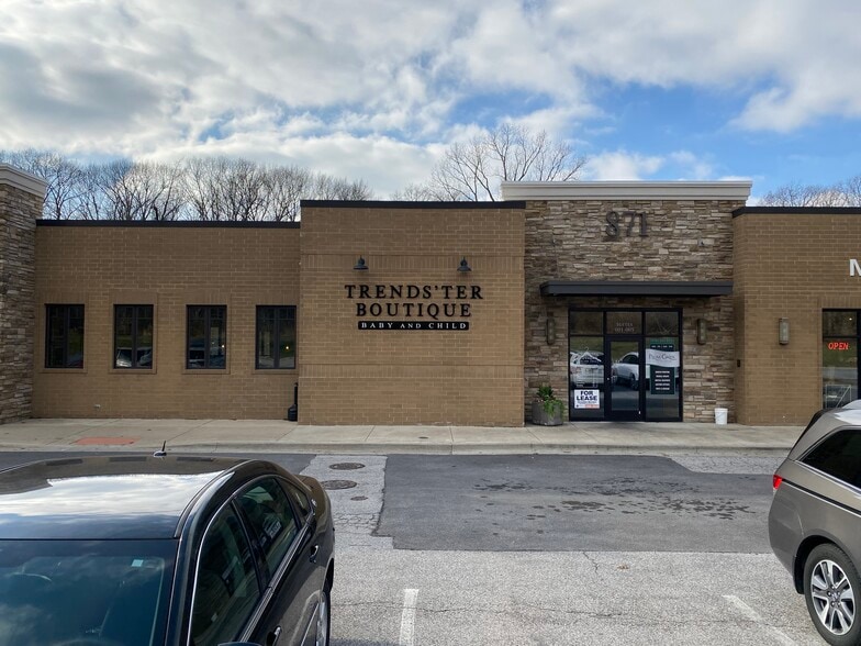 More Photos Of 921 S Arbor Vitae, Edwardsville Unknown For Lease