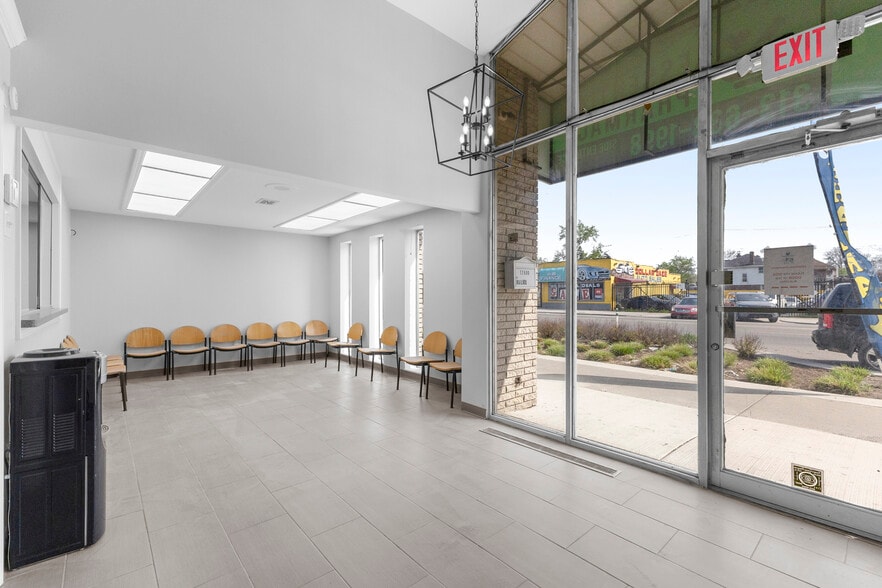 More Photos Of 17600 W Warren Ave, Detroit Office For Lease