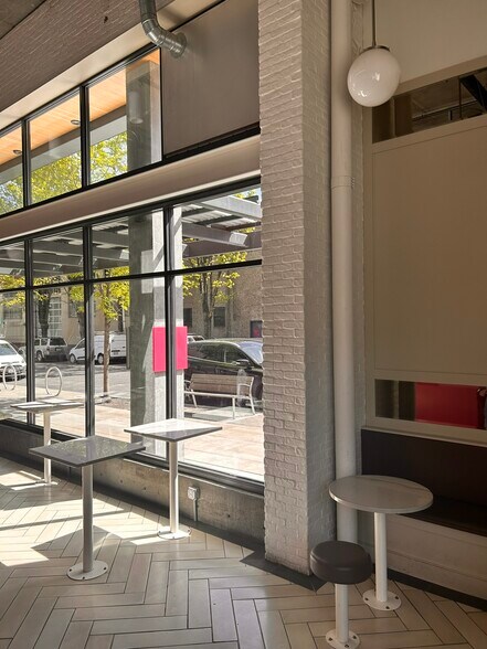 More Photos Of 850 NW 13th Ave, Portland Office For Lease