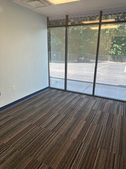 More Photos Of 441 Piney Forest Rd, Danville Office For Lease