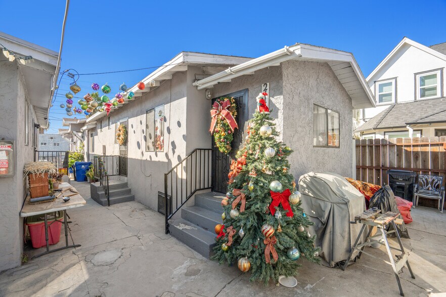 More Photos Of 2440 Wabash Ave, Los Angeles Apartments For Sale