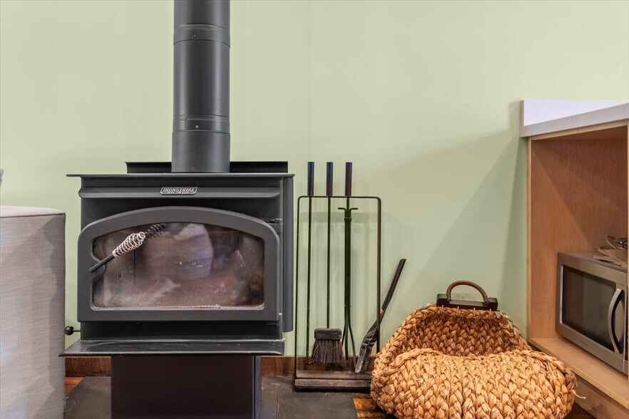 More Photos Of 5647 Highway 128, Geyserville Multifamily For Sale