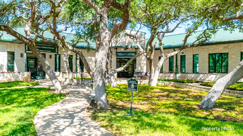 More Photos Of 16010 Park Valley Dr, Round Rock Medical For Lease