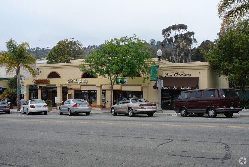 More Photos Of 607 E Main St, Ventura Storefront For Lease